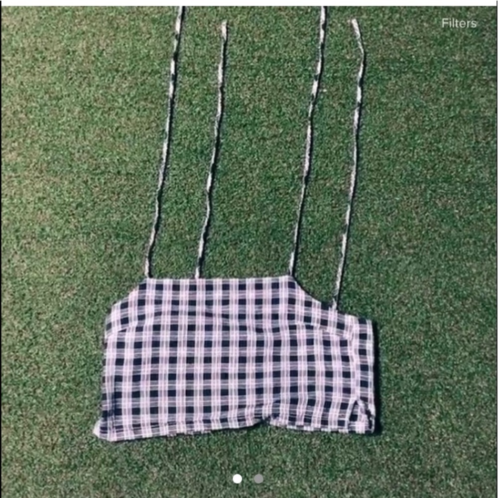 Brandy Melville crop top